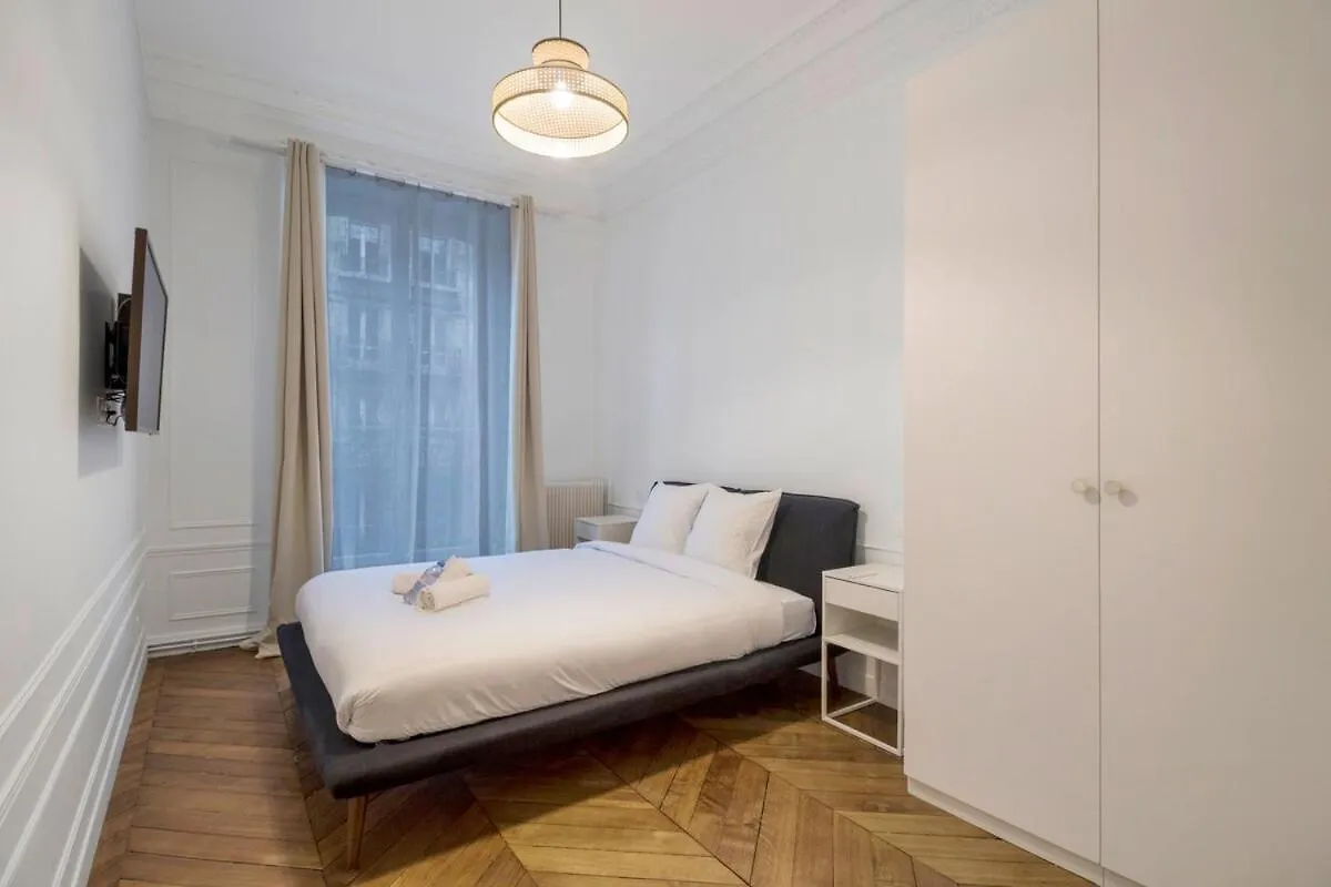 Apartment 8Pers#4Bedrooms#4Bathrooms#Lafayette Paris