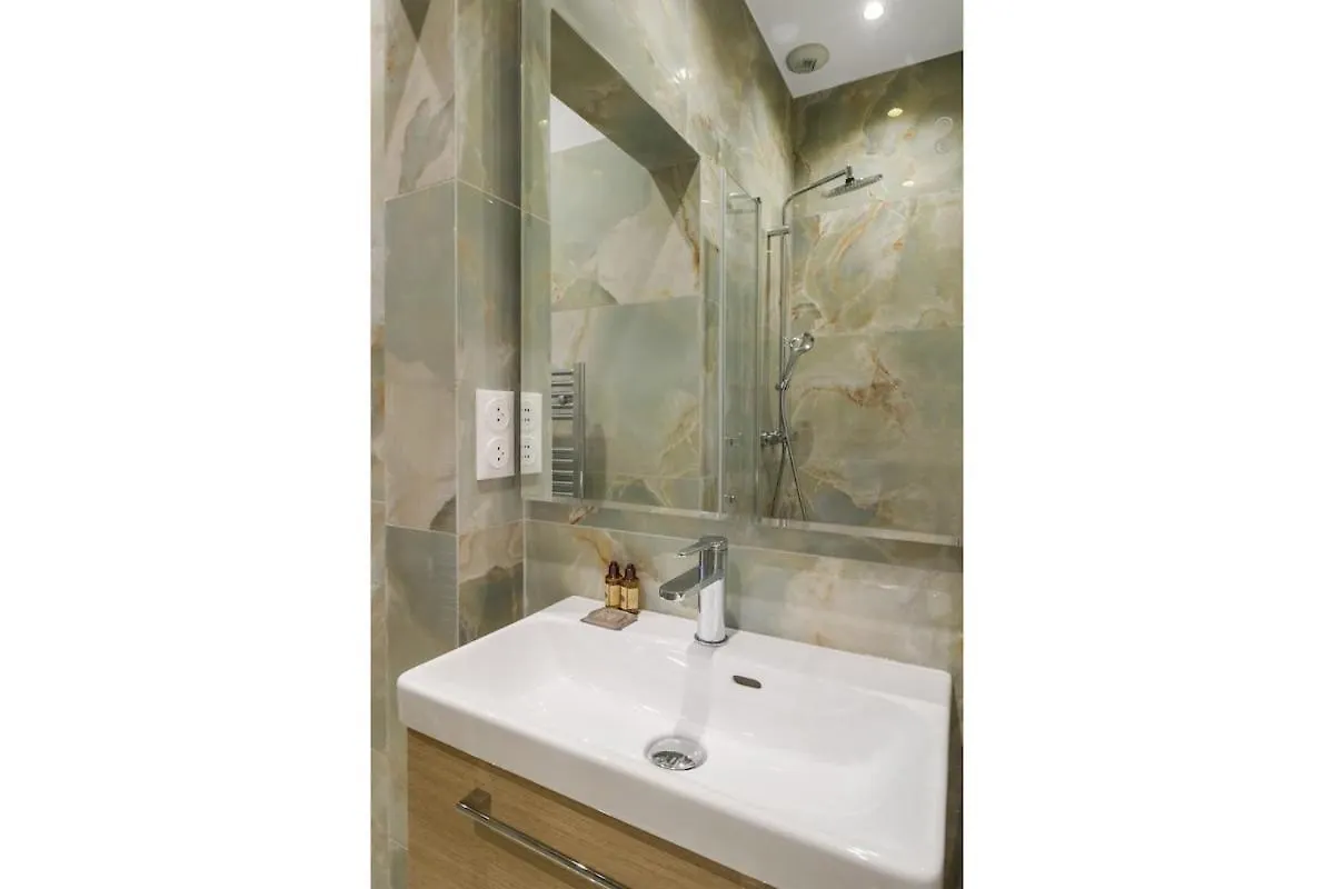 Apartment 8Pers#4Bedrooms#4Bathrooms#Lafayette Paris 0*,