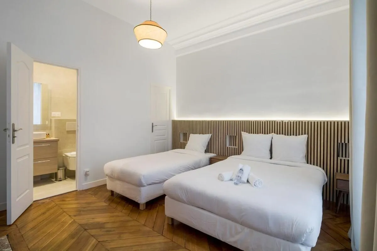 Apartment 8Pers#4Bedrooms#4Bathrooms#Lafayette Paris 0*,